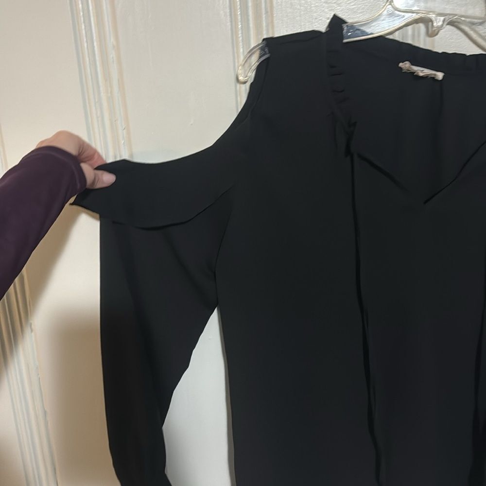 Black Open Shoulder Blouse by ee:some Size Large - Picture 2 of 6